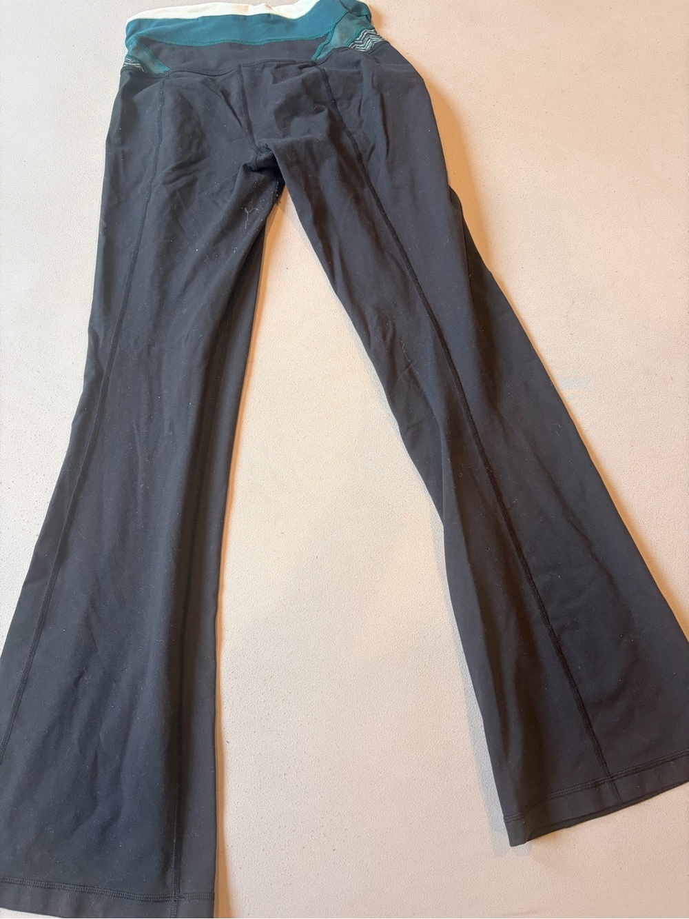 Lululemon Groove High Waist Flared Full Length, 6, Black